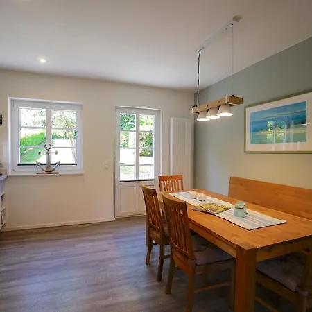 Sonniges Tante Inge In Der Eckernfoerder Bucht 埃肯弗德